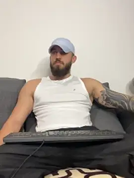 LoveIsBlind  online show from 10-30-25, 07:47