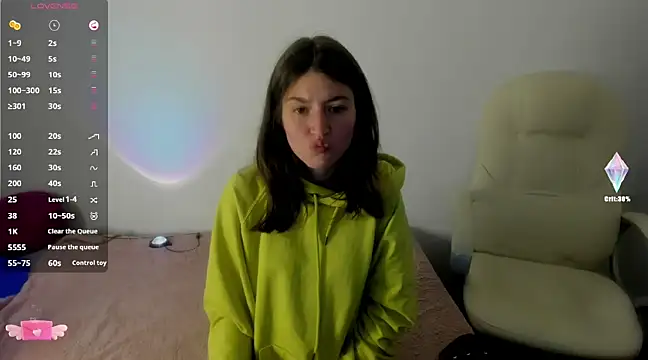 Snapshot of Tesa_cute chatting on 12-26-24, 09:47 Tesa cute online show from 12-26-24, 09:47