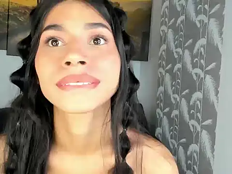 Snapshot of _violetadulce chatting on 01-04-25, 07:03 violetadulce online show from 01-04-25, 07:03