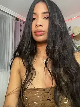 Snapshot of lina_pink chatting on 12-10-24, 02:27 lina pink online show from 12-10-24, 02:27