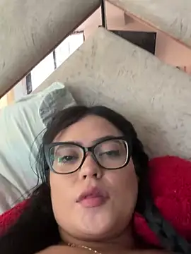 Snapshot of Karla-sexy01 chatting on 01-04-25, 06:30 Karla-sexy01 online show from 01-04-25, 06:30