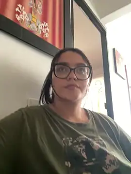 Snapshot of Karla-sexy01 chatting on 01-08-25, 04:22 Karla-sexy01 online show from 01-08-25, 04:22