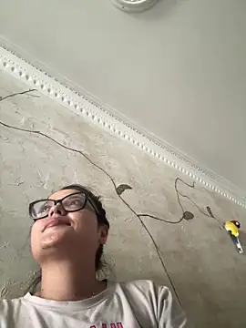 Snapshot of Karla-sexy01 chatting on 01-08-25, 07:56 Karla-sexy01 online show from 01-08-25, 07:56