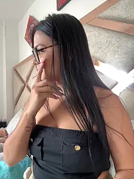 Karla-sexy01 online show from 12-04-25, 05:10