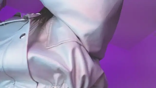 evy orange1 online show from 10-11-25, 01:05