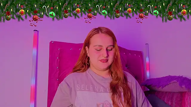 Snapshot of evy_orange1 chatting on 12-05-25, 12:19 evy orange1 online show from 12-05-25, 12:19