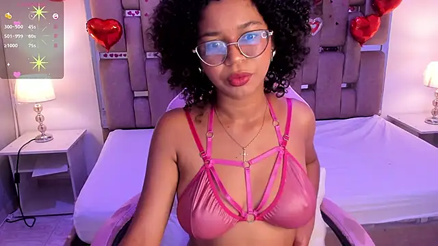 Snapshot of MilaHall_ chatting on 02-21-25, 12:49 MilaHall online show from 02-21-25, 12:49