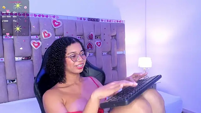 Snapshot of MilaHall_ chatting on 03-11-25, 03:59 MilaHall online show from 03-11-25, 03:59