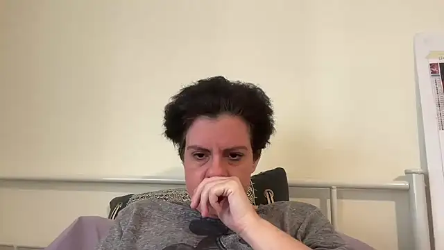 Jess4you0818 online show from 04-01-26, 06:27