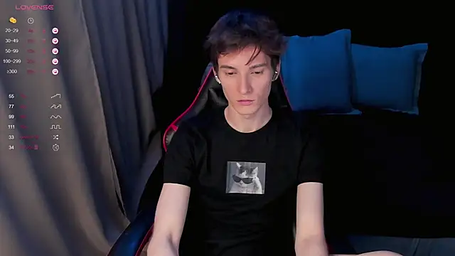 Snapshot of Unholy_Halo chatting on 01-28-25, 01:16 Unholy Halo online show from 01-28-25, 01:16