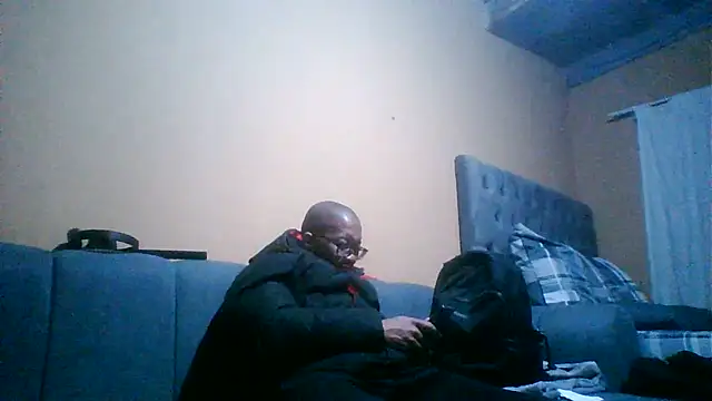 Snapshot of Sgeme325is chatting on 06-06-26, 09:30 Sgeme325is online show from 06-06-26, 09:30