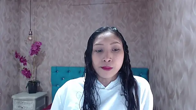 MadelineDoll online show from 03-13-25, 01:29