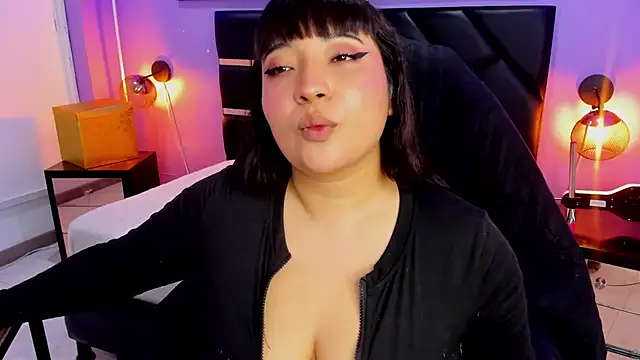 Emma monserrat online show from 07-21-26, 11:34