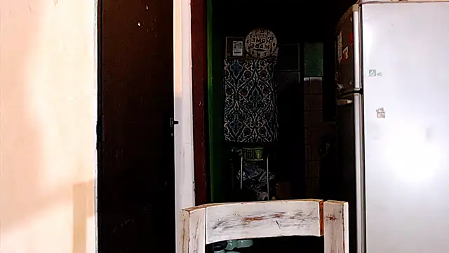 Snapshot of SusiDream chatting on 03-23-25, 02:37 SusiDream online show from 03-23-25, 02:37