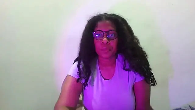 Ivon-09 online show from 10-15-25, 10:32