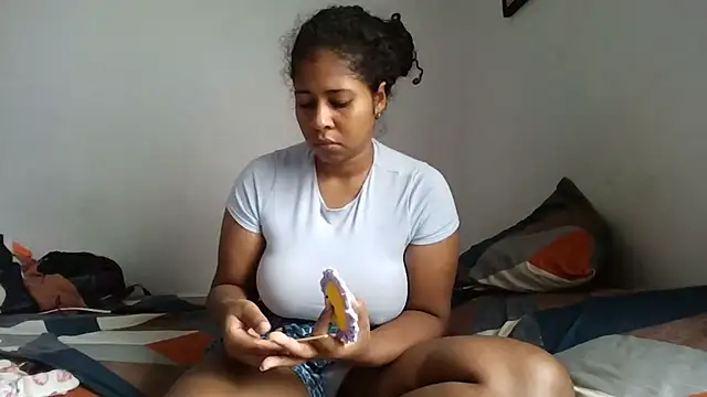 Ivon-09 online show from 03-06-26, 01:51