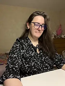 hungry1bunny online show from 03-21-26, 06:00