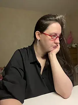 hungry1bunny online show from 04-28-26, 04:01