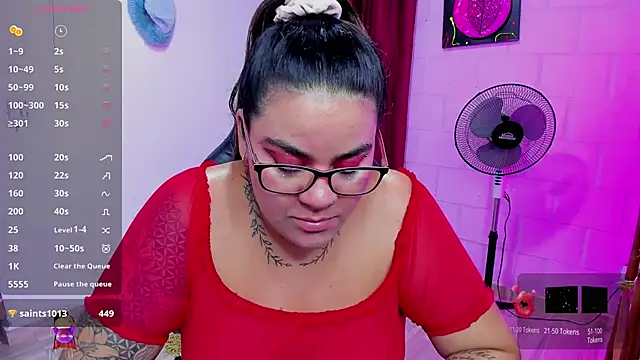 Sharon hils online show from 12-22-24, 02:06