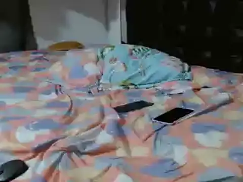 Snapshot of charlotte_slut chatting on 12-30-24, 10:34 charlotte slut online show from 12-30-24, 10:34