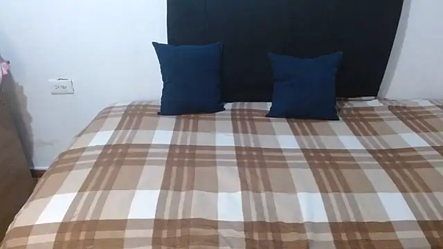 charlotte slut online show from 03-01-26, 08:33