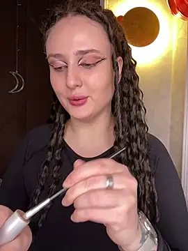 AnnaRichmond online show from 02-18-25, 02:59