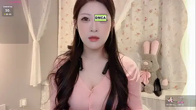 zhuzhu-520- online show from 03-11-26, 04:13