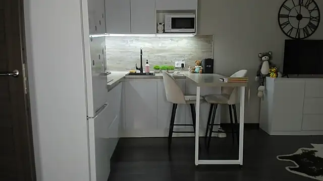 Snapshot of nilliluv chatting on 11-23-25, 10:15 nilliluv online show from 11-23-25, 10:15