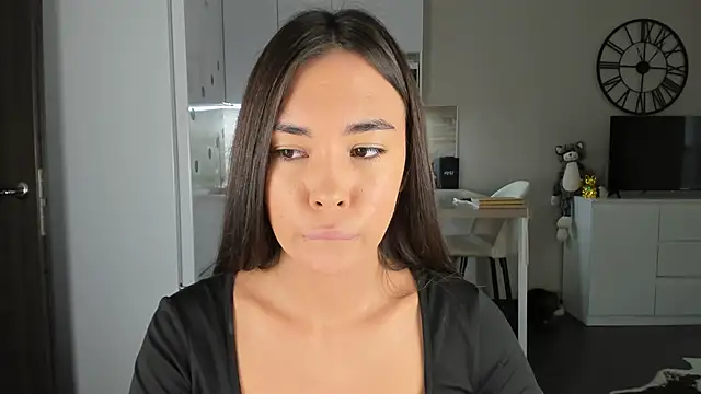 Snapshot of nilliluv chatting on 11-26-25, 09:54 nilliluv online show from 11-26-25, 09:54