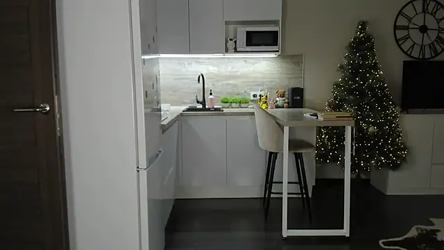 nilliluv online show from 01-14-26, 04:12