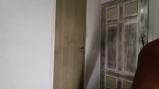 Snapshot of BBCGODIAM9 chatting on 02-10-25, 12:18 BBCGODIAM9 online show from 02-10-25, 12:18