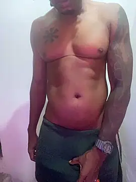 Snapshot of BBCGODIAM9 chatting on 11-21-25, 01:21 BBCGODIAM9 online show from 11-21-25, 01:21