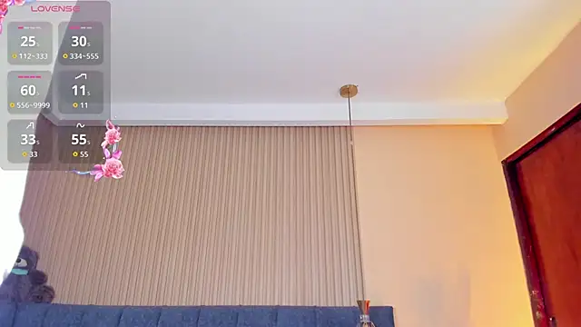 kathecute   online show from 12-14-25, 01:44