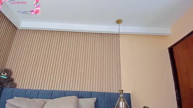 kathecute   online show from 02-21-26, 01:39