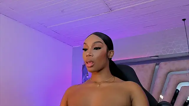 ChaynnaCooper online show from 12-15-24, 08:58