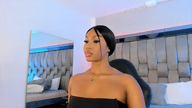 ChaynnaCooper online show from 02-13-25, 06:05