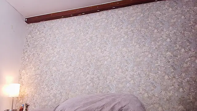 Snapshot of nicol_f chatting on 11-10-25, 03:05 nicol f online show from 11-10-25, 03:05