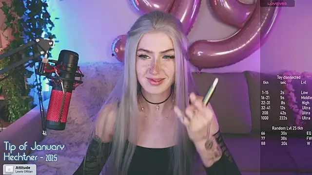 Snapshot of Virtual_Wafu chatting on 01-26-25, 01:15 Virtual Wafu online show from 01-26-25, 01:15