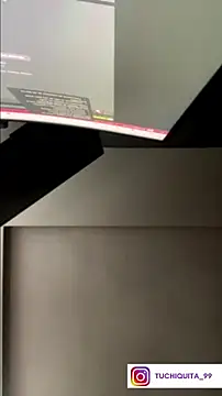 Snapshot of Ursa_sexy chatting on 03-03-25, 02:04 Ursa sexy online show from 03-03-25, 02:04