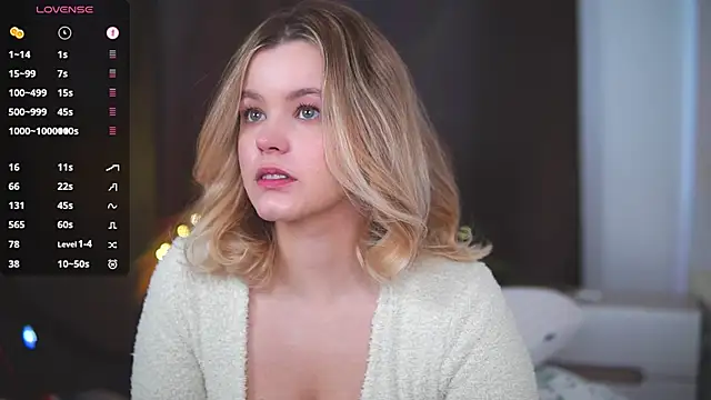 Snapshot of Milana15 chatting on 03-23-25, 08:59 Milana15 online show from 03-23-25, 08:59