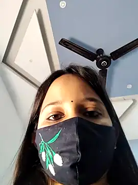 Varnika aarora online show from 12-23-24, 07:17