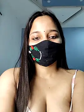 Varnika aarora online show from 03-04-25, 12:33