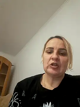 Malichkaanna30 online show from 02-05-25, 08:04