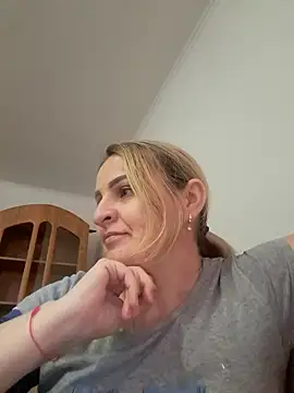 Malichkaanna30 online show from 02-22-25, 07:45