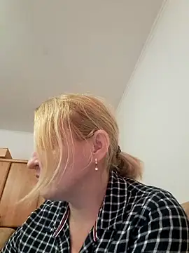 Malichkaanna30 online show from 03-14-25, 01:46