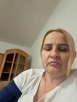 Malichkaanna30 online show from 03-22-25, 04:58