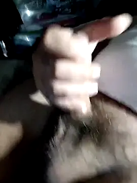 Snapshot of itssme123 chatting on 10-20-25, 01:22 itssme123 online show from 10-20-25, 01:22