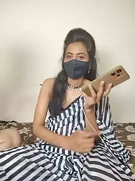 Snapshot of Raat_ki_rani_ chatting on 01-02-25, 10:01 Raat ki rani online show from 01-02-25, 10:01