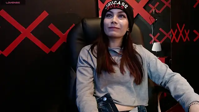  yuyi online show from 02-22-25, 11:24