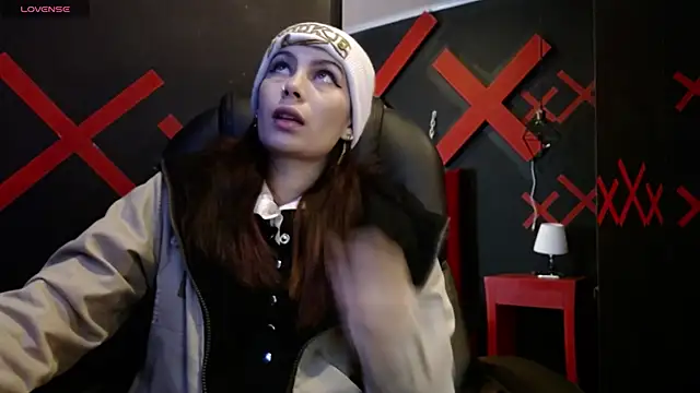  yuyi online show from 03-06-25, 11:14